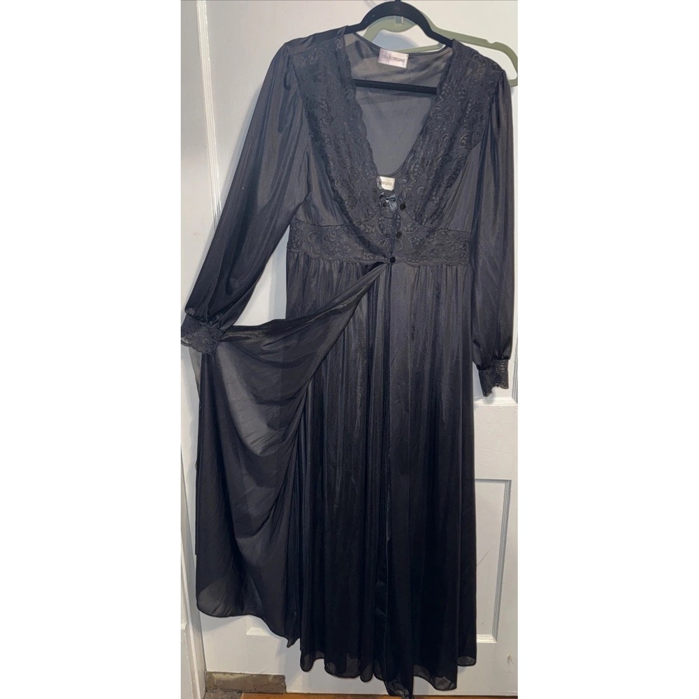 Vtg SHADOWLINE Black Peignoir 2 Pc Set Nightgown Robe Lace Bodice M Hollywood